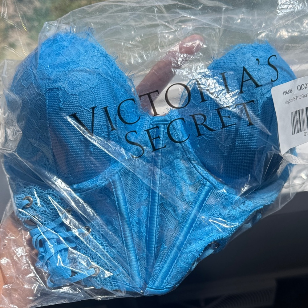 Victoria's Secret Vibrant Blue Lace Bustier